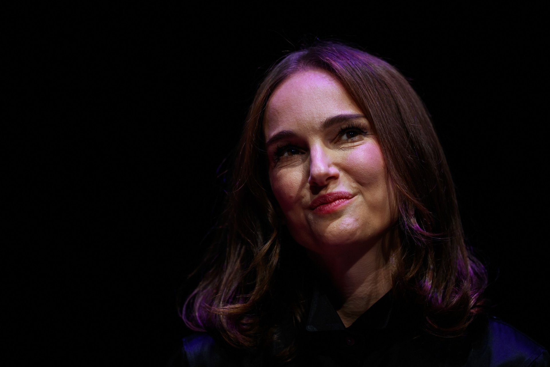 Natalie Portman anuncia embarazo a los 44 años y destaca la experiencia como un milagro