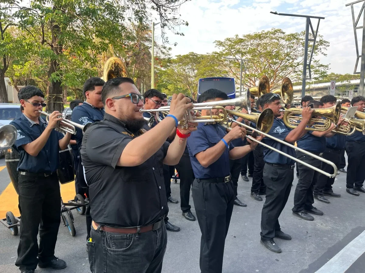 Delta Music Band se prepara para una colaboración especial con Hermanos Flores