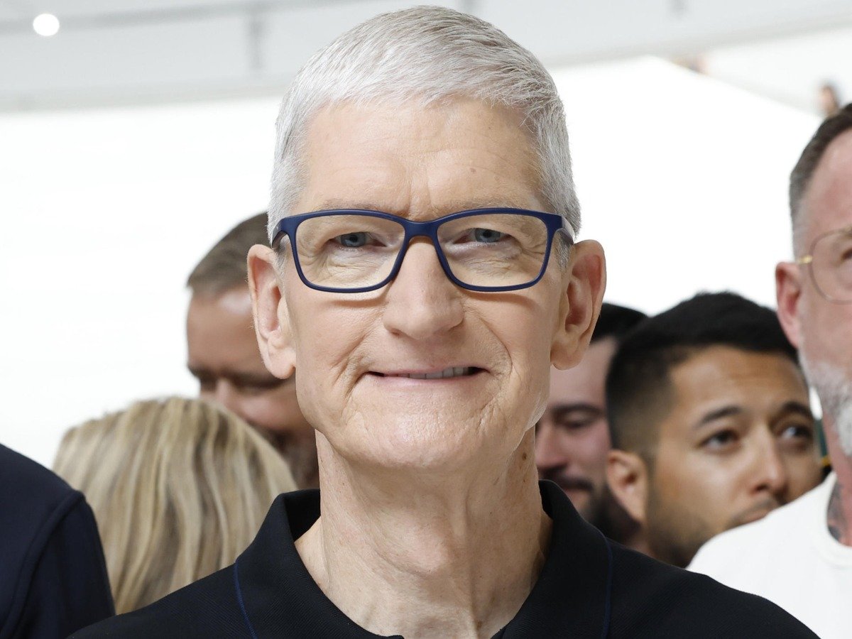 Tim Cook dejará el cargo de CEO de Apple en septiembre; John Ternus asume liderazgo