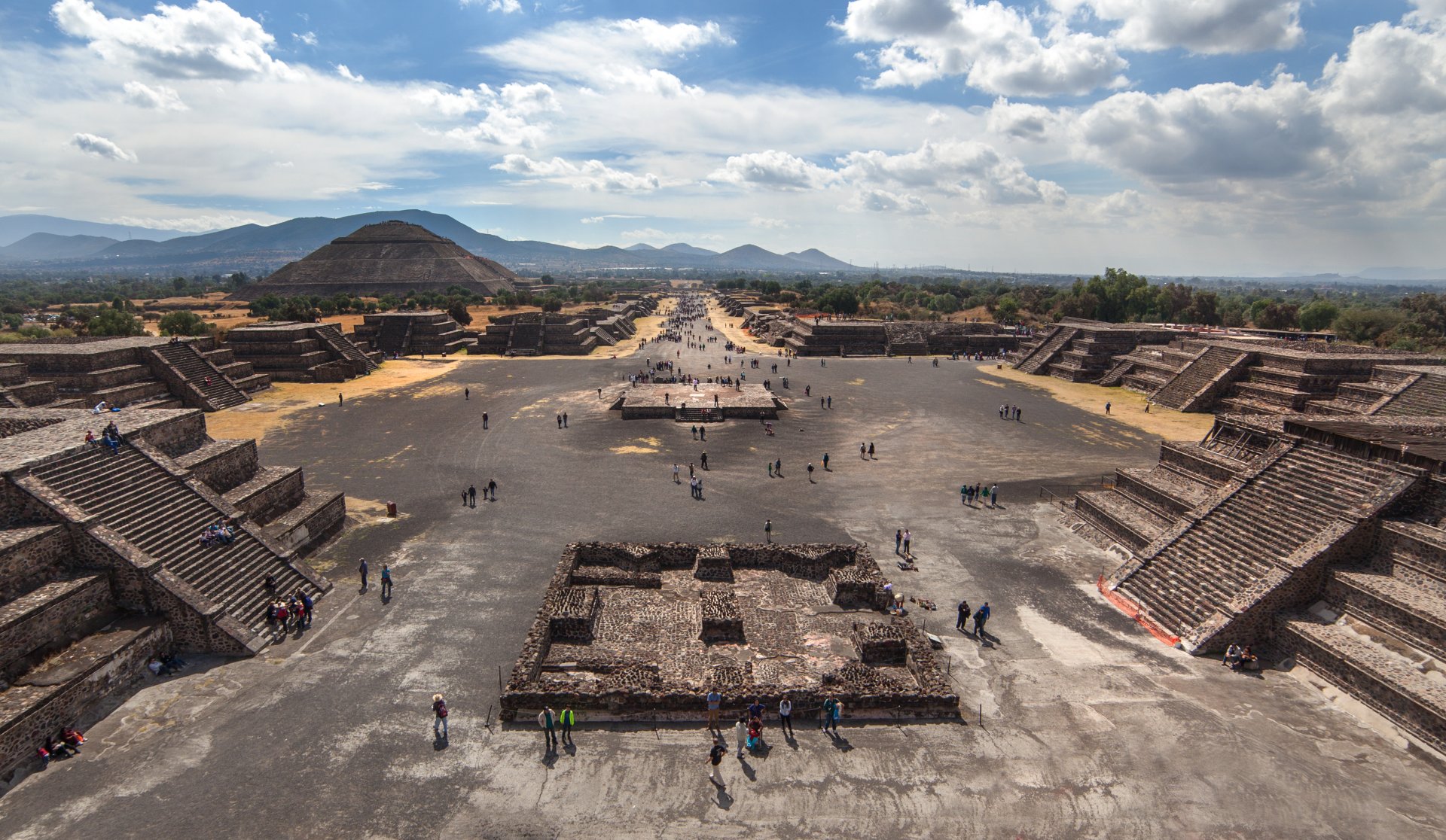 Tiroteo en Teotihuacán deja una turista canadiense muerta y varios heridos