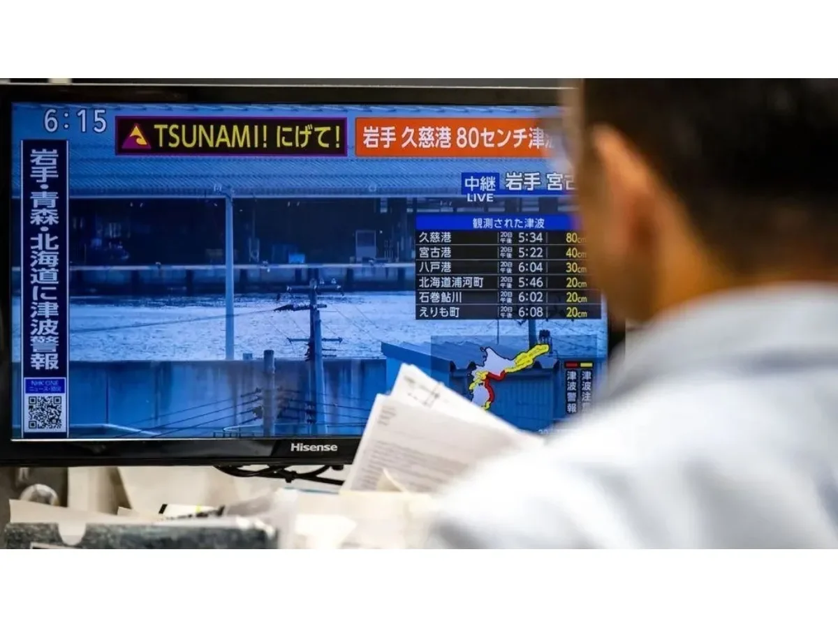Japón en alerta ante posible terremoto de gran magnitud tras sismo de 7,7 en la costa noreste