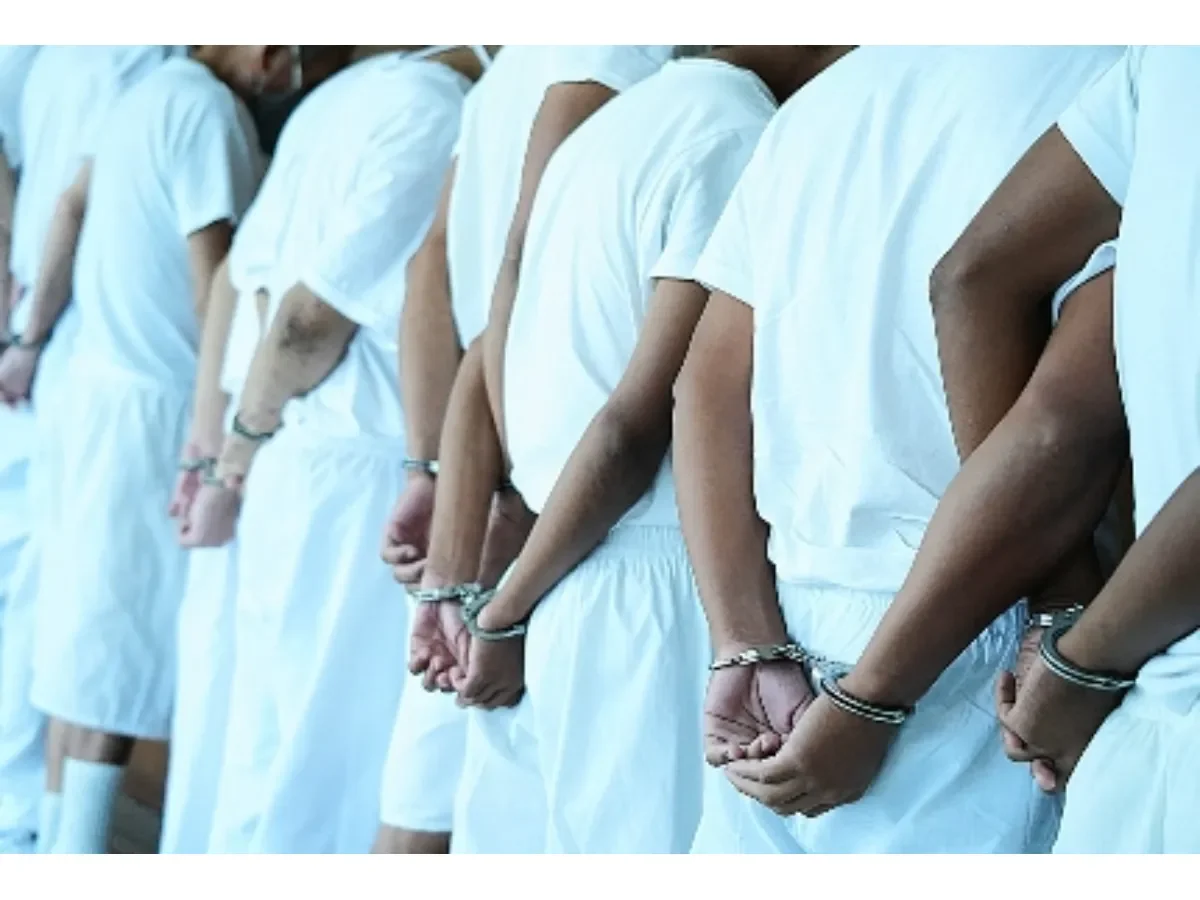 Más de 400 presuntos miembros de la MS-13 son juzgados en macroaudiencia única en El Salvador