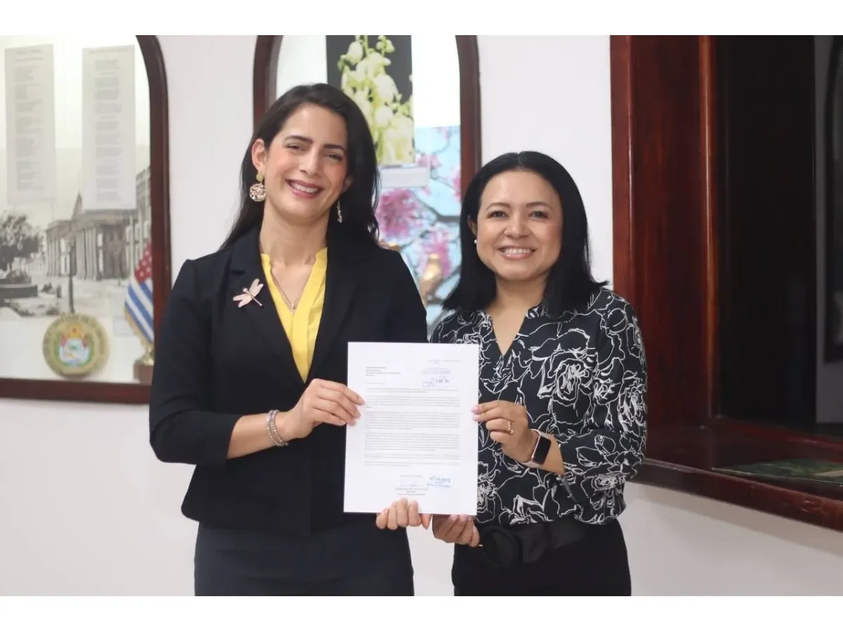 Cesia Rivas anuncia candidatura a diputada propietaria por Vamos en San Salvador para 2027