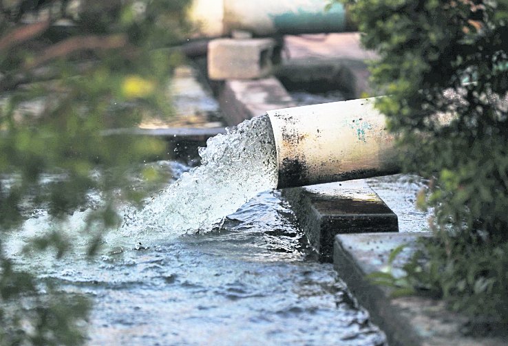 Calidad del agua en Guatemala: más del 70% de sistemas monitoreados presentan contaminación