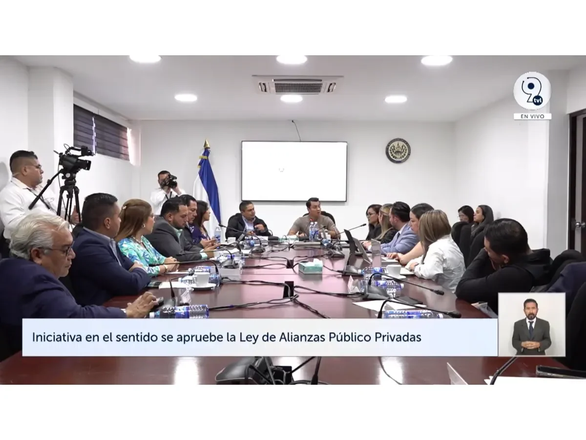 Defienden reducción de controles en proyecto de Ley de Alianzas Público Privadas en El Salvador Defienden reducción de controles en proyecto de Ley de Alianzas Público Privadas en El Salvador