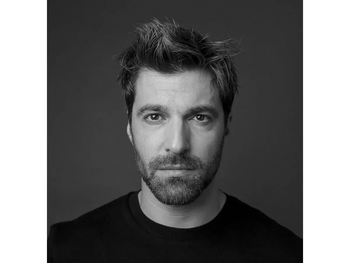 Actor Osvaldo de León relata advertencia divina antes del ataque en set de ‘Sin senos sí hay paraíso’