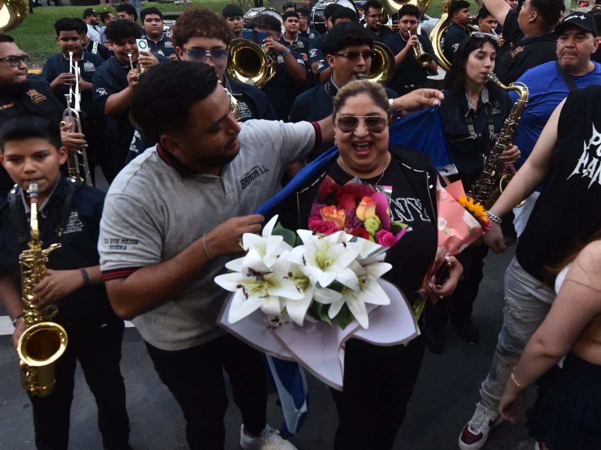 Hermanos Flores: Un logro histórico que inspira la música salvadoreña