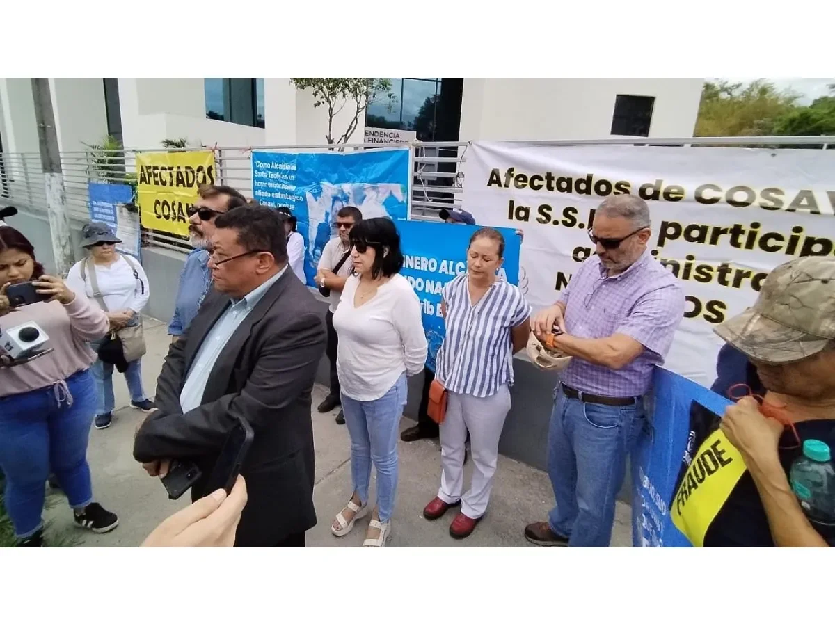 Socios de COSAVI exigen transparencia sobre venta de deuda por $20.2 millones Socios de COSAVI exigen transparencia sobre venta de deuda por $20.2 millones
