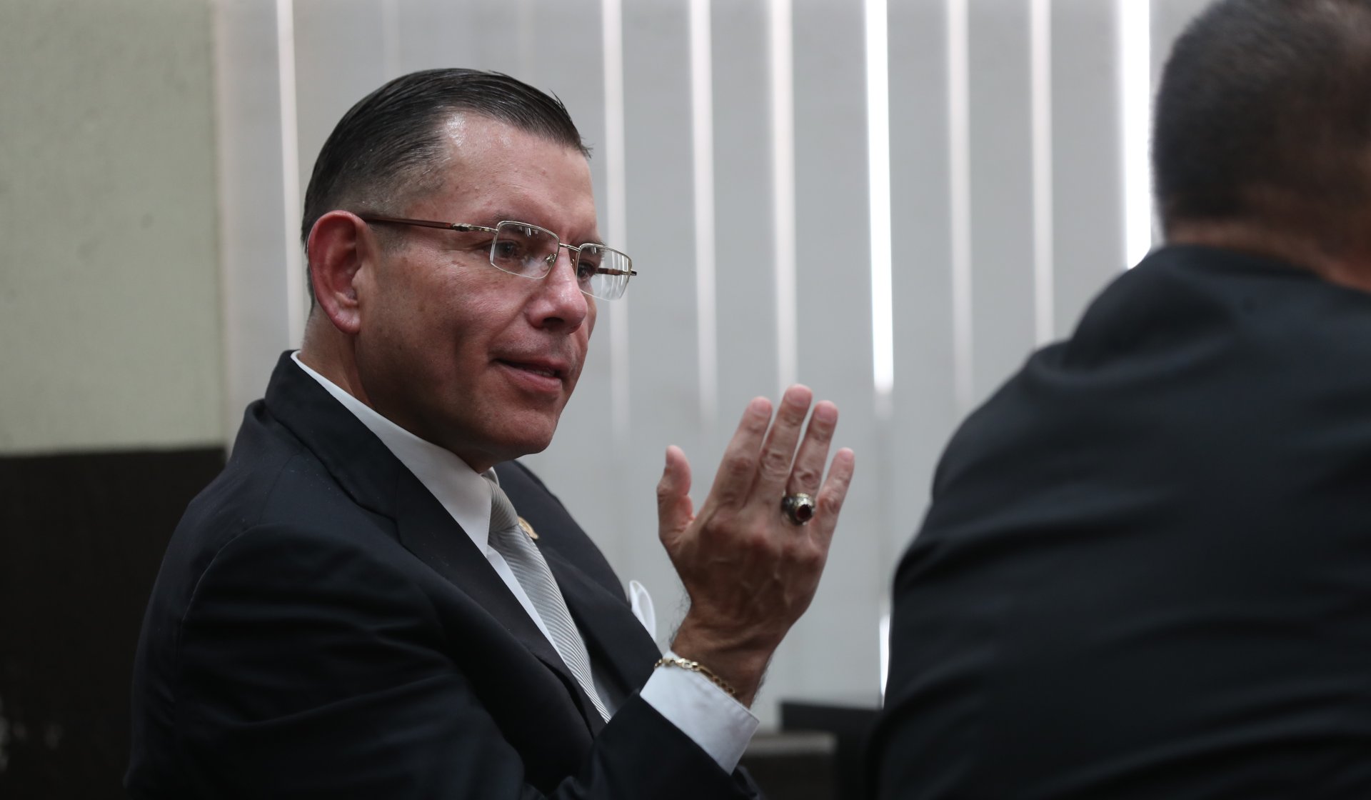 Sala Primera confirma devolución de edificio vinculado a Manuel Baldizón y cierra vía de extinción de dominio