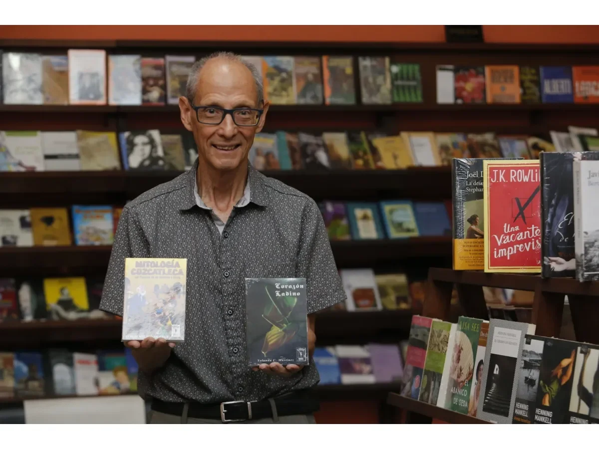Librería Clásicos Roxsil: Un legado cultural nacido de la necesidad en El Salvador