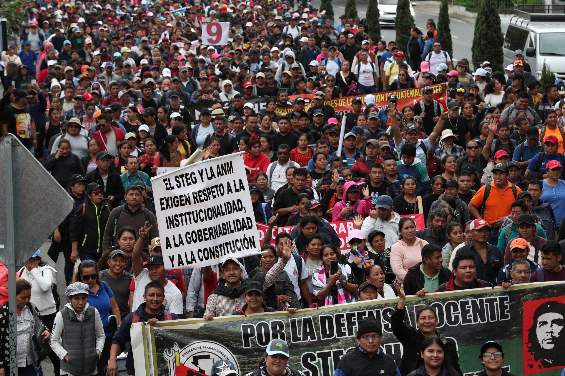 Mineduc retoma procesos disciplinarios y avanza en destitución de 140 docentes en Guatemala