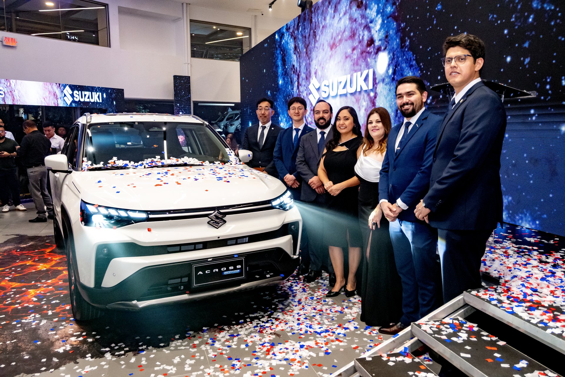 Suzuki Across Hybrid: Innovación y funcionalidad para el mercado automotor guatemalteco Suzuki Across Hybrid: Innovación y funcionalidad para el mercado automotor guatemalteco