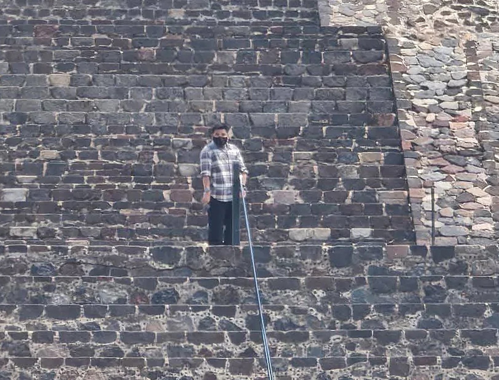 Nuevos videos revelan las amenazas y momentos clave del tiroteo en Teotihuacán