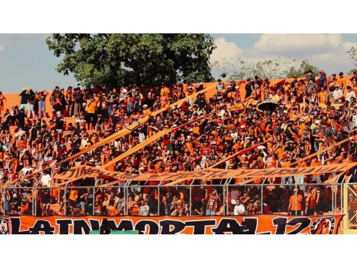 Club Deportivo Águila implementa restricciones a sus barras para evitar sanciones mayores