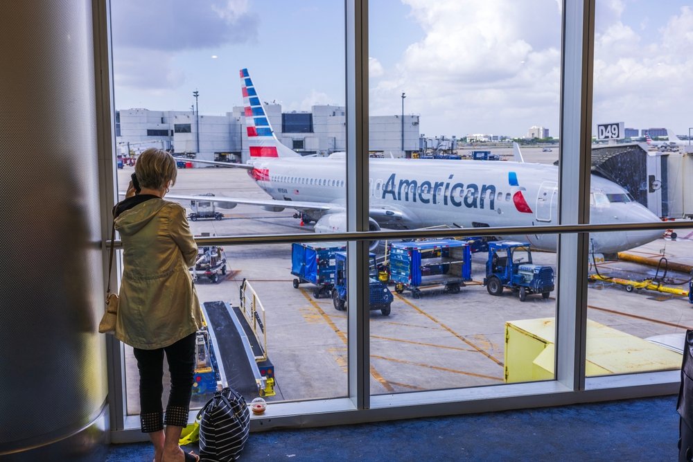 American Airlines ajusta previsiones financieras por alza de combustible tras conflicto en Oriente Medio American Airlines ajusta previsiones financieras por alza de combustible tras conflicto en Oriente Medio