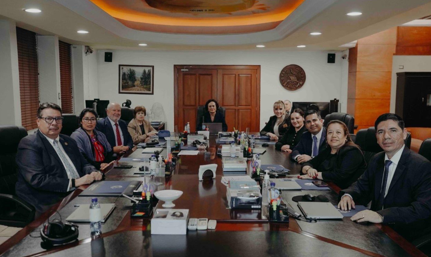 Corte de Constitucionalidad anula nómina de candidatos a fiscal general y ordena recalificación