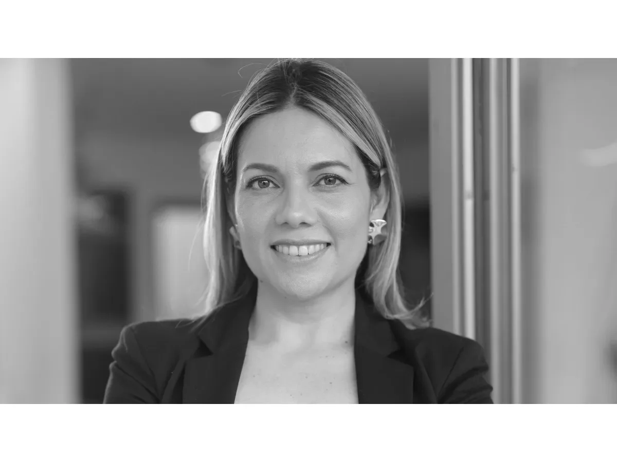Disparidad de género en reconocimiento ético: solo 4 mujeres en ranking de 44 ejecutivos en El Salvador