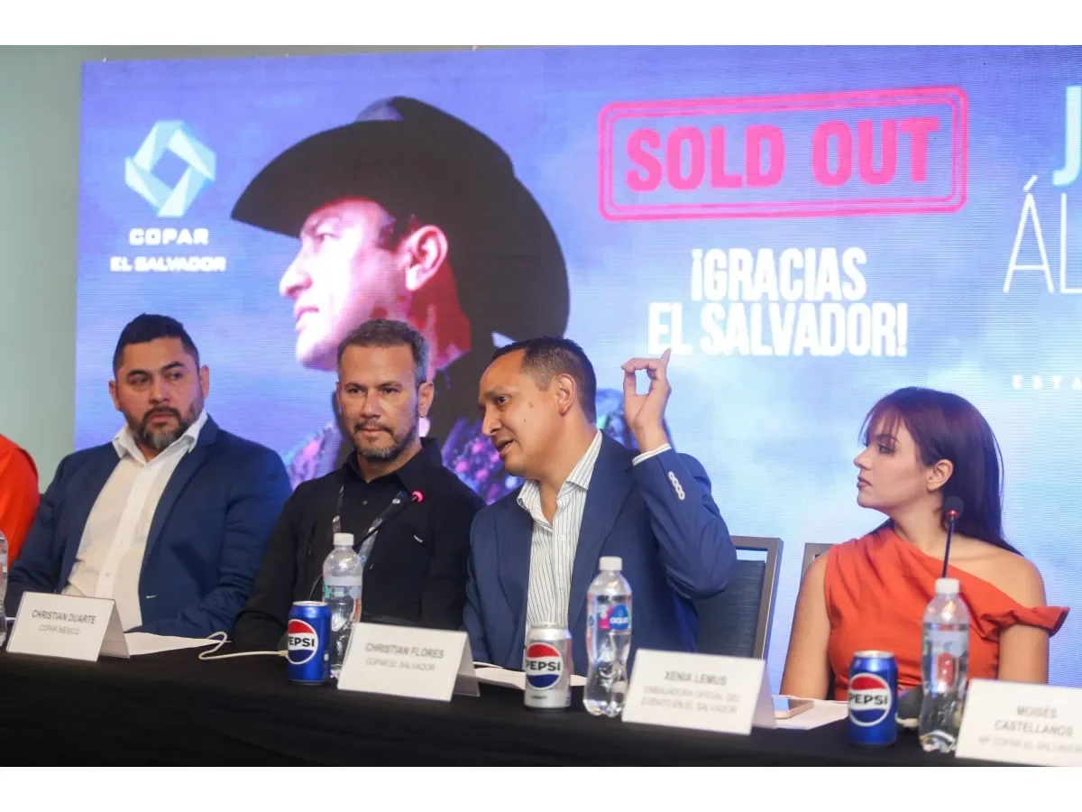 Julión Álvarez congregará a más de 24 mil fans en concierto histórico en El Salvador
