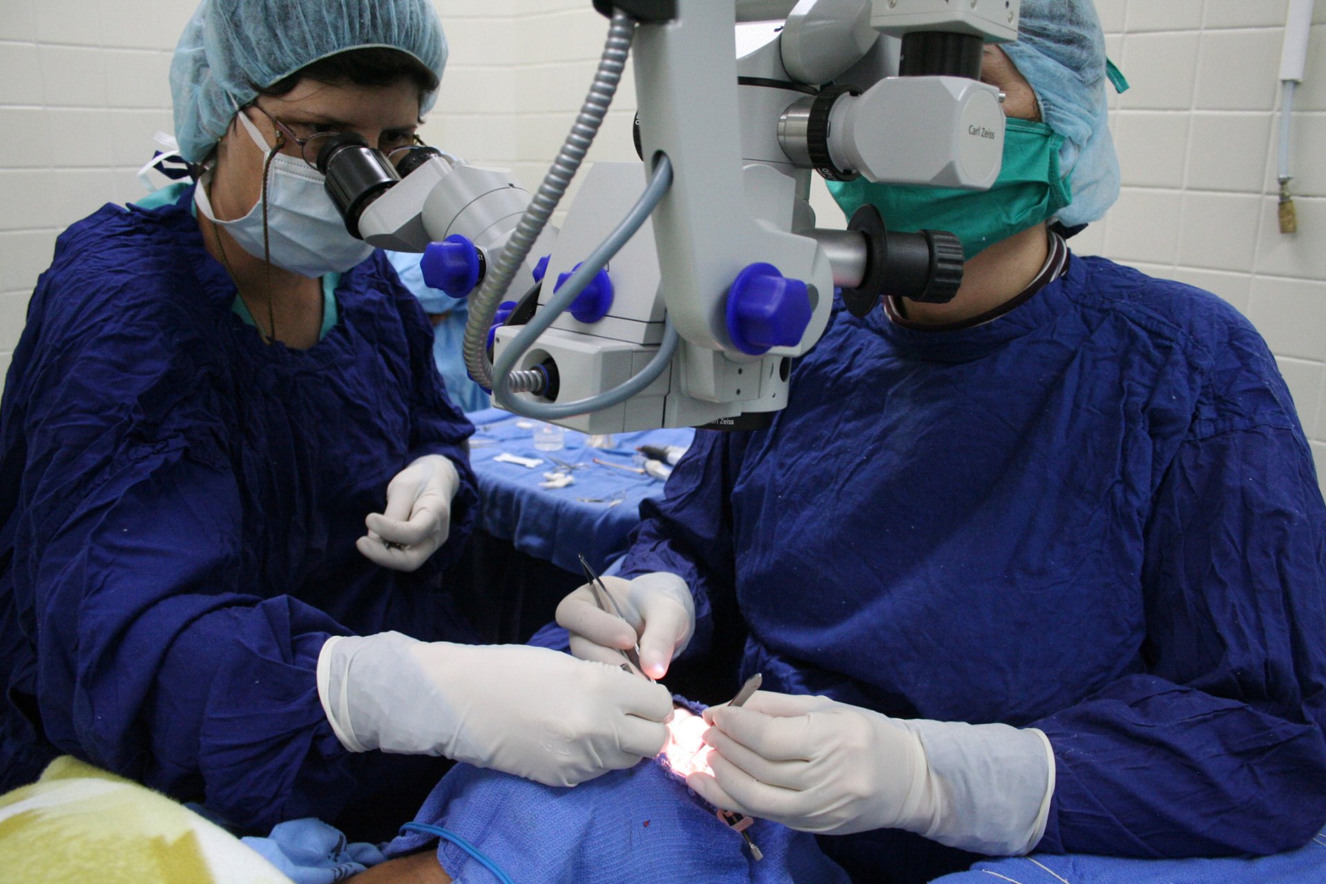 Servicios de salud inician sustitución gradual de médicos cubanos en Guatemala