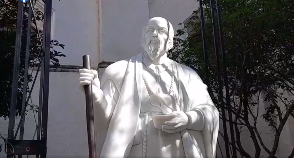 Procesiones en Antigua Guatemala honran legado del Hermano Pedro: horarios y recorridos 2026