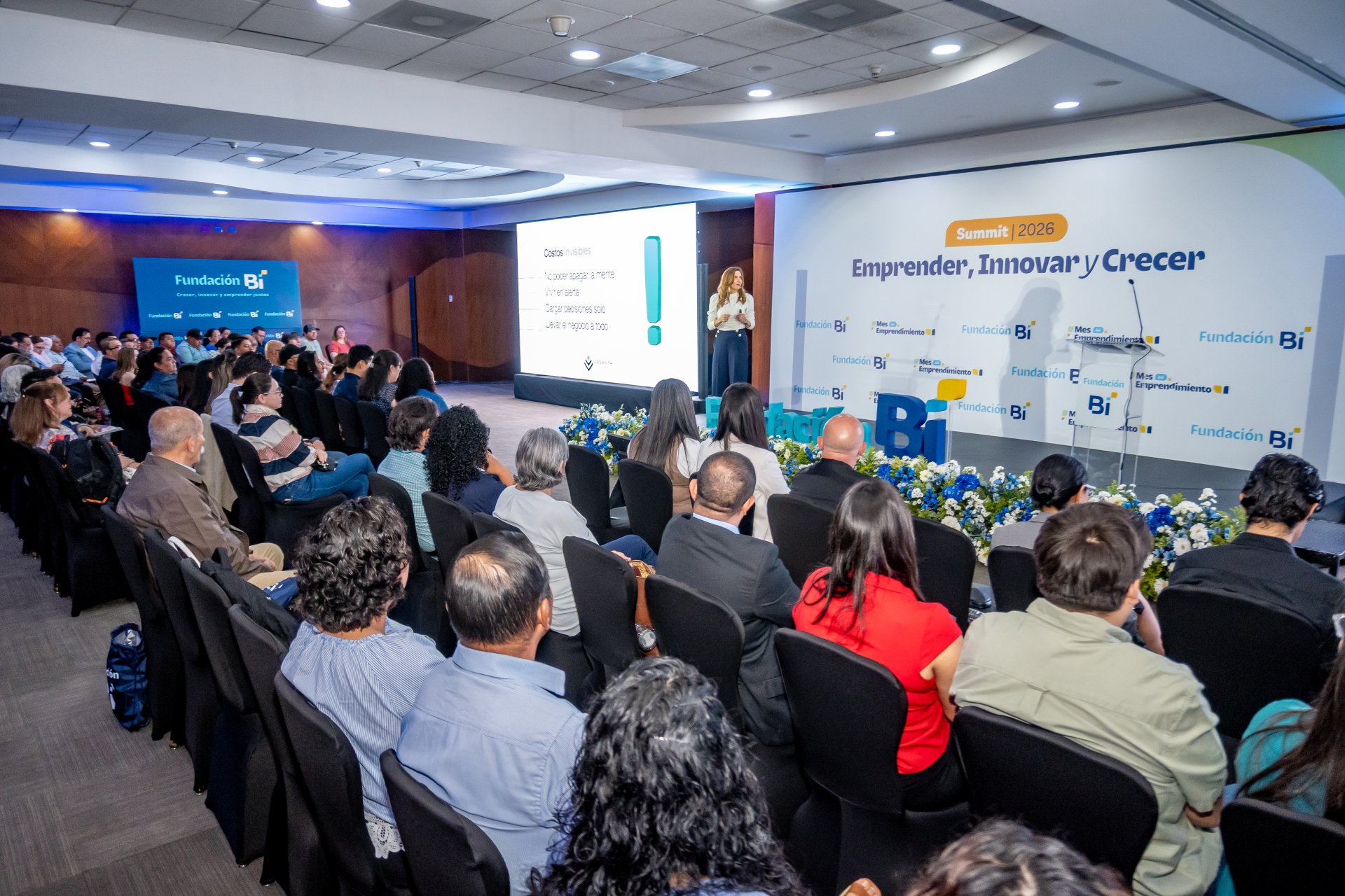 Fundación Bi impulsa el ecosistema emprendedor regional con Summit 2026 exitoso
