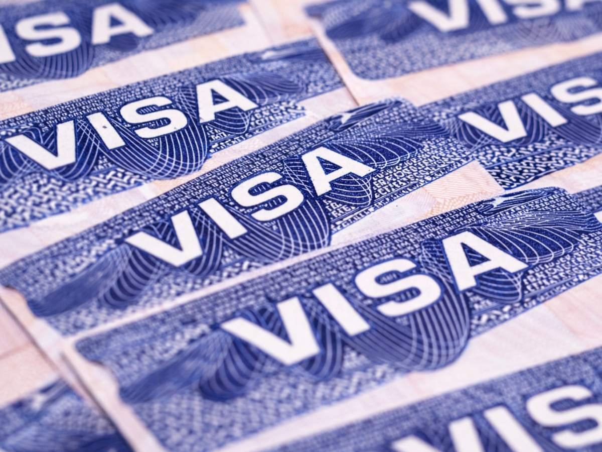 Embajada de EE. UU. en El Salvador desmiente programa falso de visa de trabajo virtual