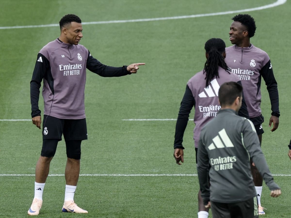Kylian Mbappé queda fuera de la convocatoria del Real Madrid para el Clásico ante Barcelona Kylian Mbappé queda fuera de la convocatoria del Real Madrid para el Clásico ante Barcelona