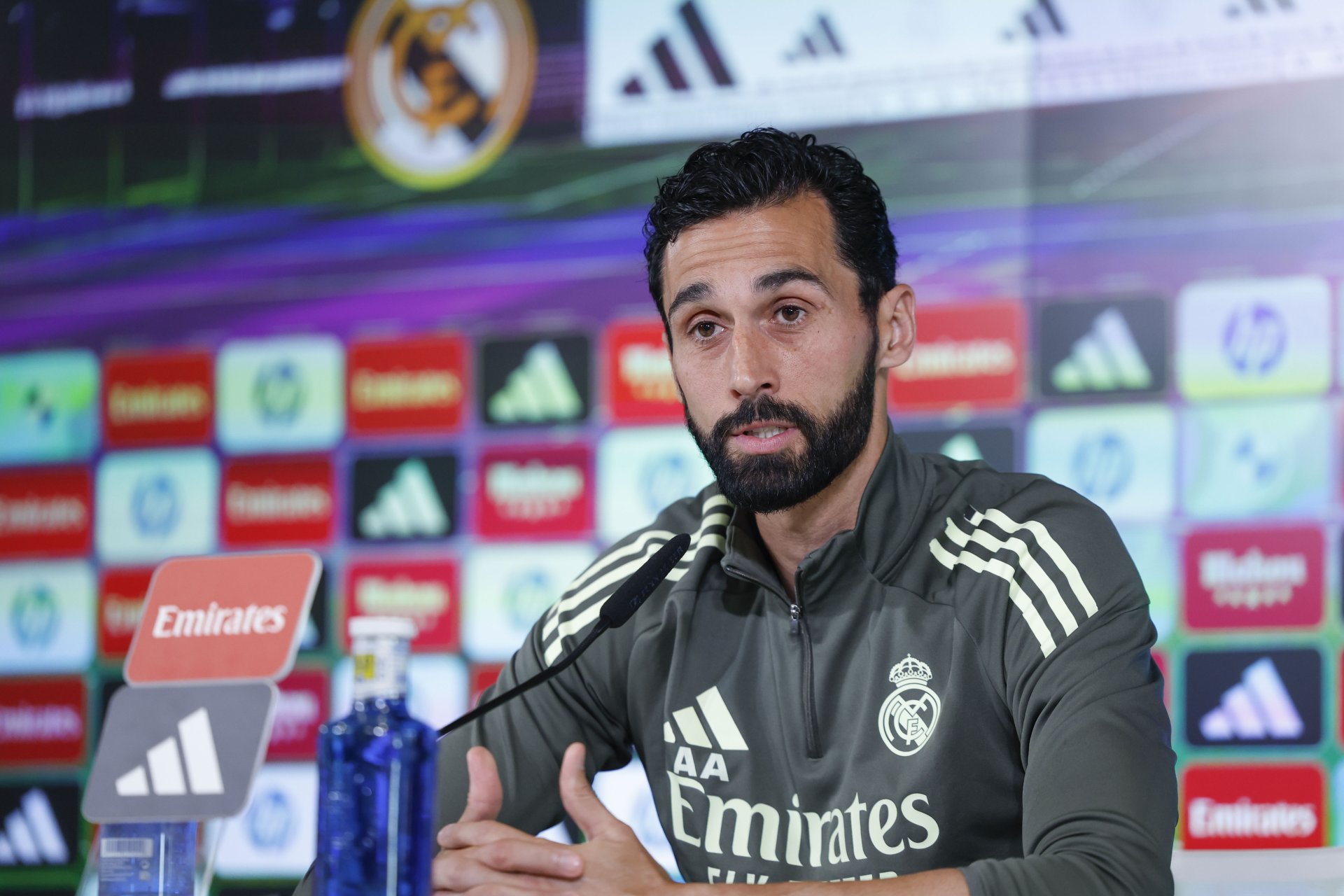 Álvaro Arbeloa Respaldó a Florentino Pérez en Controversias sobre Títulos Perdidos del Real Madrid Álvaro Arbeloa Respaldó a Florentino Pérez en Controversias sobre Títulos Perdidos del Real Madrid