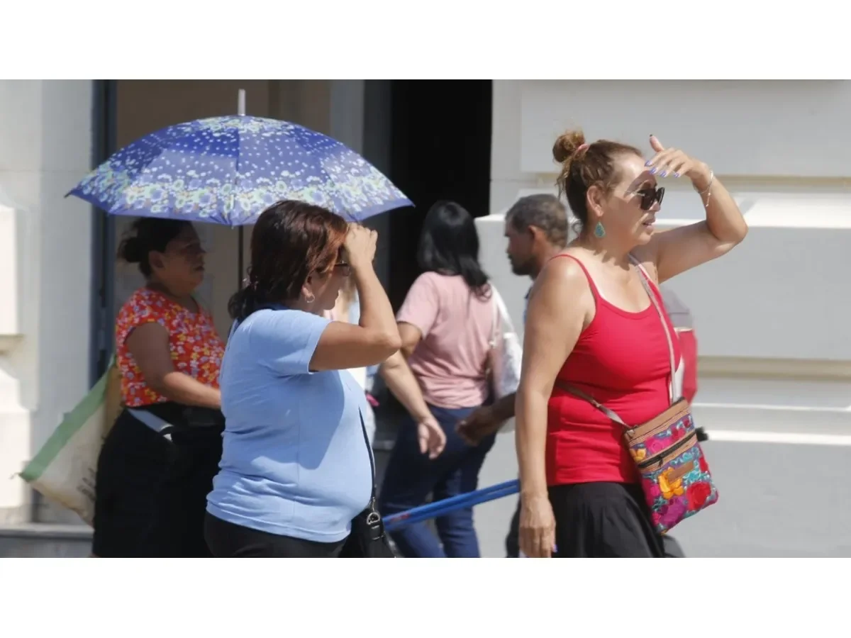 Ministerio de Medio Ambiente alerta sobre persistencia de altas temperaturas en El Salvador Ministerio de Medio Ambiente alerta sobre persistencia de altas temperaturas en El Salvador