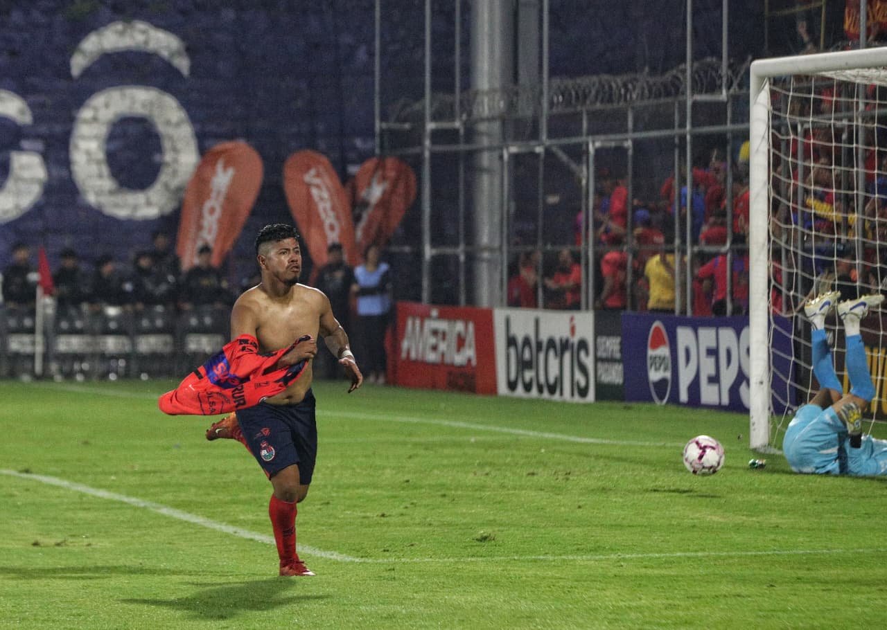 Municipal busca el título 33 ante un Xelajú que sabe remontar finales épicas