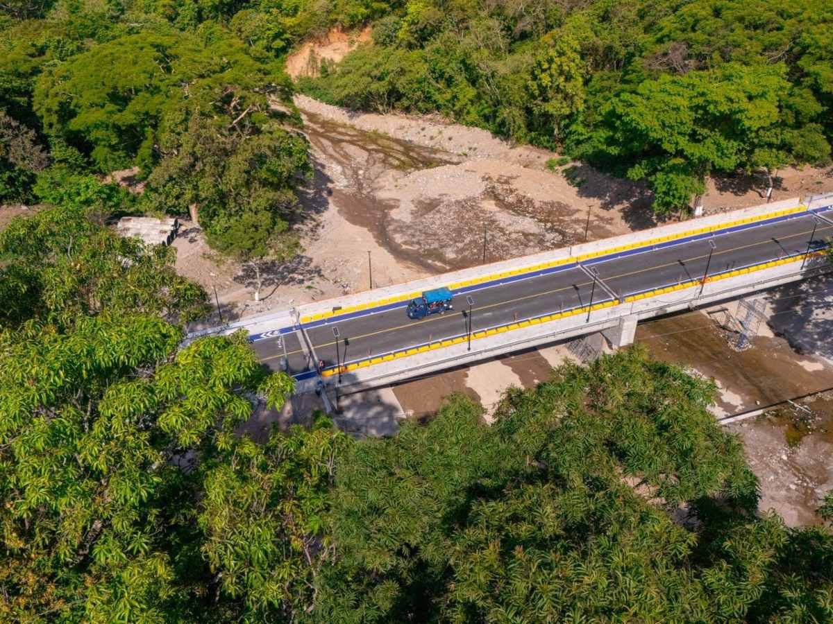 Inauguran el moderno puente Guastena en Chalatenango para mejorar conectividad y seguridad vial Inauguran el moderno puente Guastena en Chalatenango para mejorar conectividad y seguridad vial