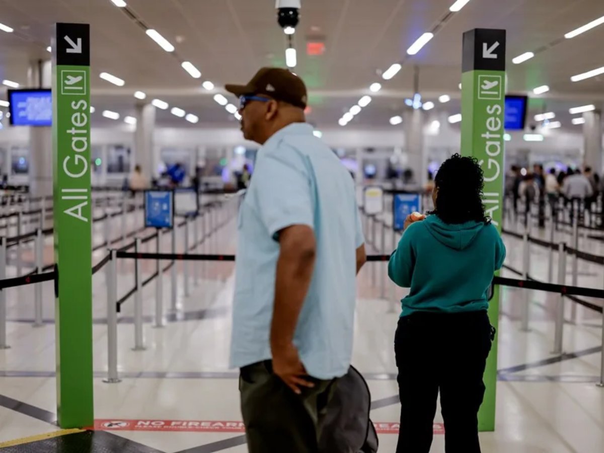 Estados Unidos alerta por brote de ébola y prohíbe viajes a varios países africanos Estados Unidos alerta por brote de ébola y prohíbe viajes a varios países africanos
