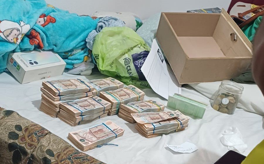 Desarticulan en Villa Nueva presunta base del Barrio 18 con armas, droga y Q352 mil decomisados Desarticulan en Villa Nueva presunta base del Barrio 18 con armas, droga y Q352 mil decomisados