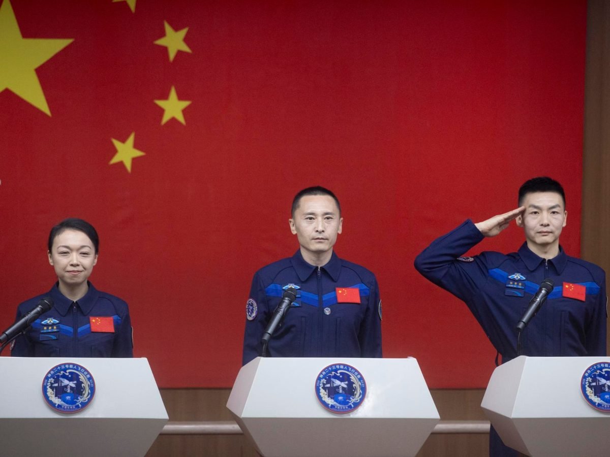 China lanza Shenzhou-23 con primera astronauta de Hong Kong y prueba de permanencia anual en órbita China lanza Shenzhou-23 con primera astronauta de Hong Kong y prueba de permanencia anual en órbita