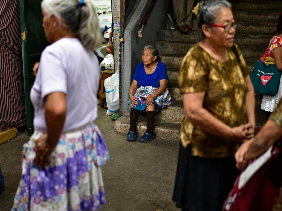 San Salvador aprueba ordenanza para incorporar a comerciantes desalojados del Centro Histórico San Salvador aprueba ordenanza para incorporar a comerciantes desalojados del Centro Histórico