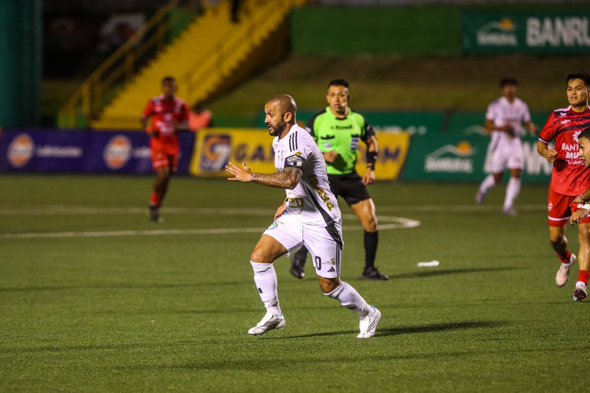 Comunicaciones confirma fecha para el emotivo partido de despedida de José Manuel “Moyo” Contreras Comunicaciones confirma fecha para el emotivo partido de despedida de José Manuel “Moyo” Contreras