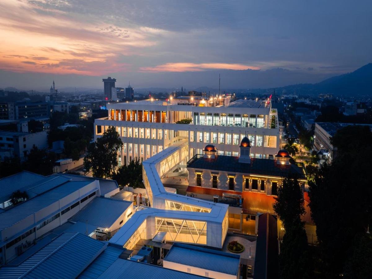 Horarios y servicios del Nuevo Hospital Rosales tras su reciente inauguración en El Salvador Horarios y servicios del Nuevo Hospital Rosales tras su reciente inauguración en El Salvador