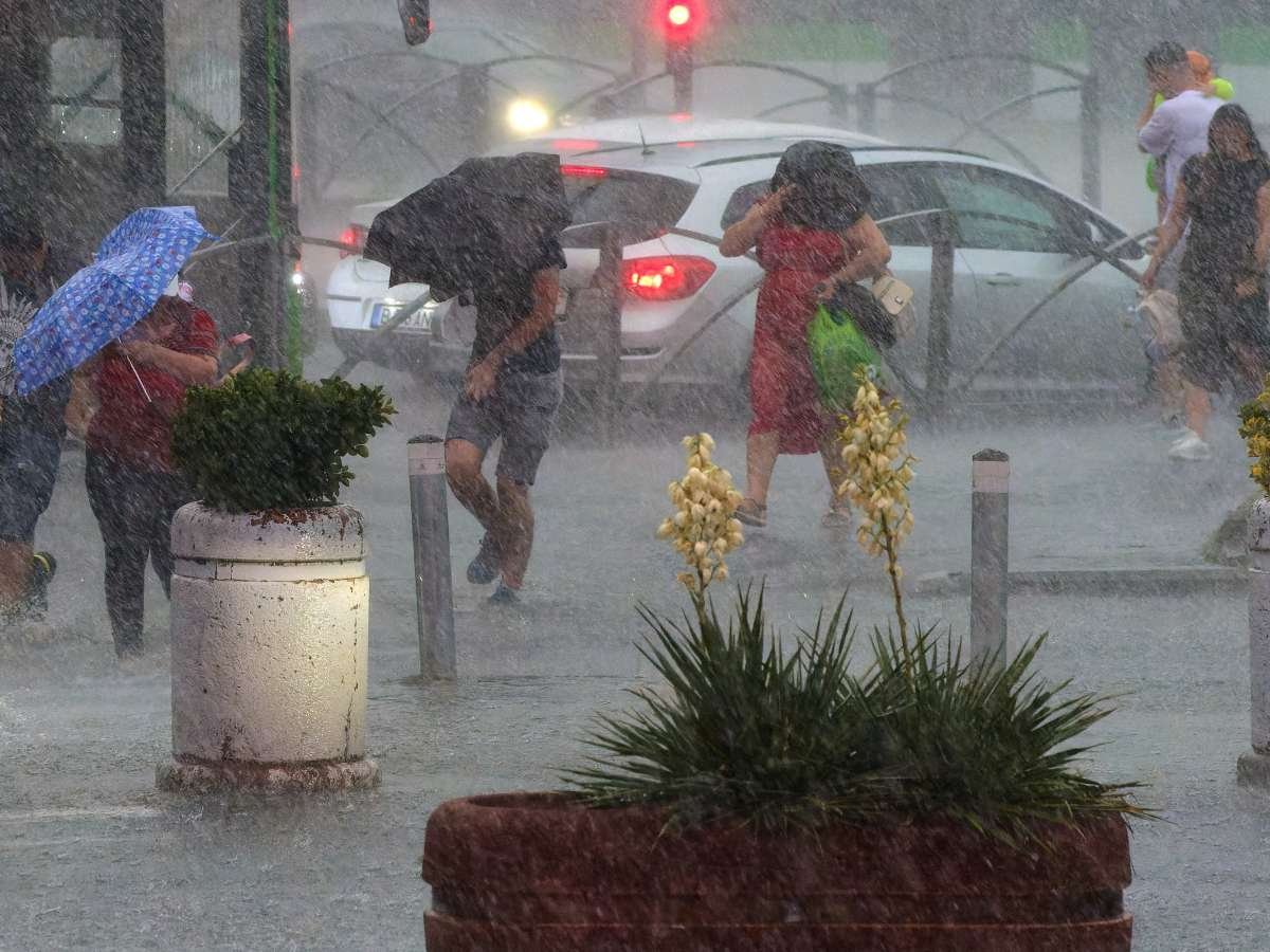 MOP detalla daños y acciones tras lluvias intensas en El Salvador MOP detalla daños y acciones tras lluvias intensas en El Salvador