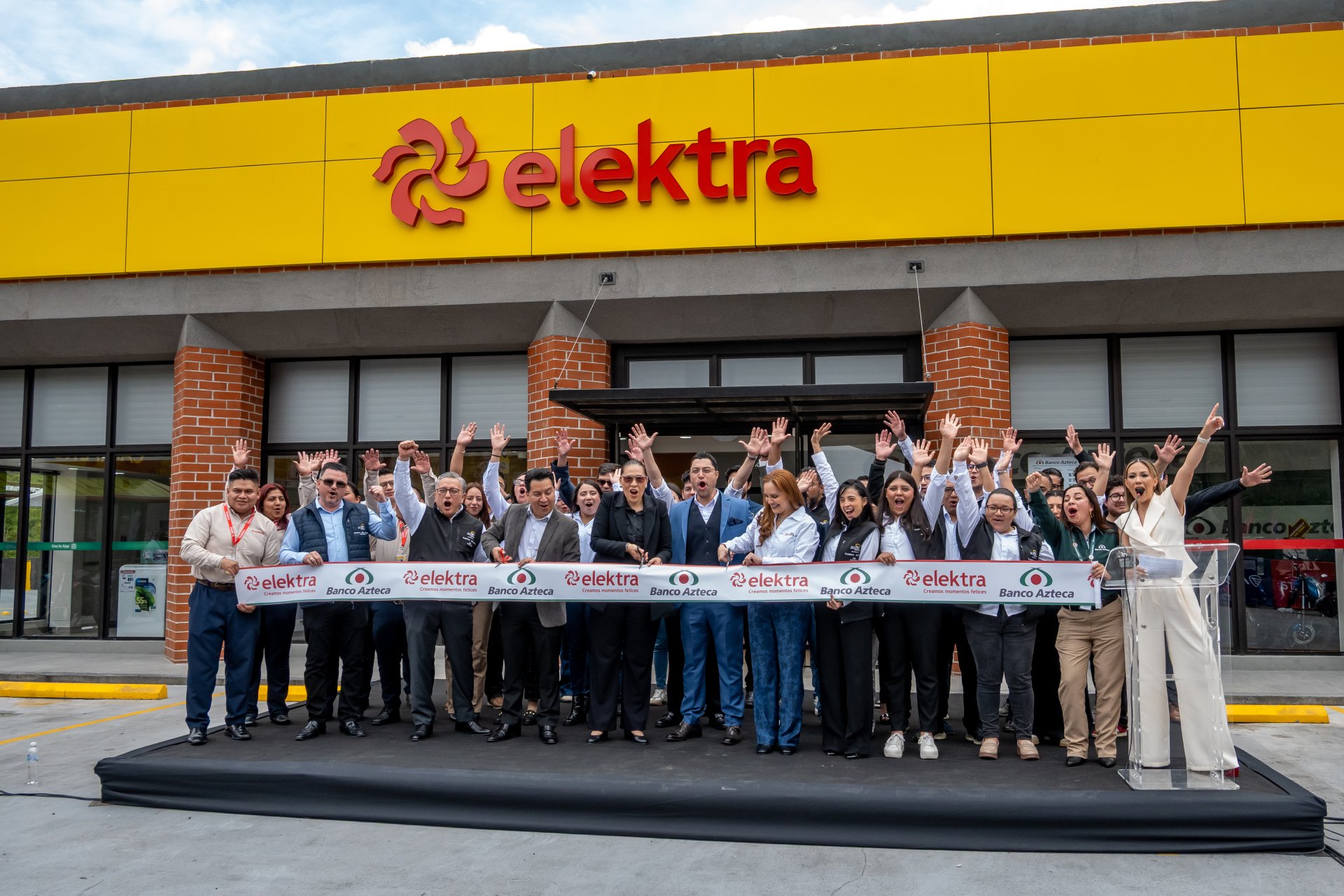 Inauguran su tienda 125 para acercar sus productos a más familias Inauguran su tienda 125 para acercar sus productos a más familias