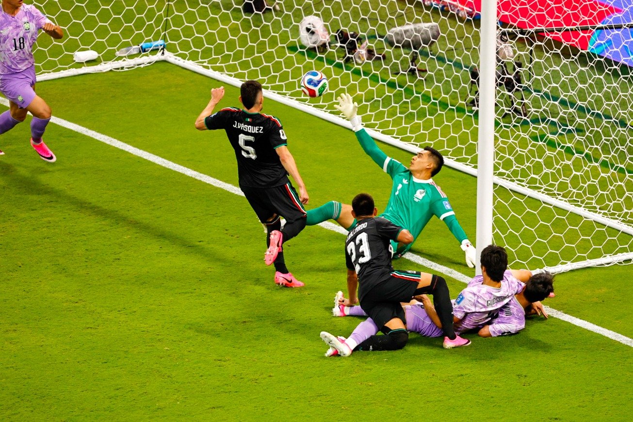 México clasifica gracias al gol de Luis Romo y una atajada salvadora de Tala Rangel México clasifica gracias al gol de Luis Romo y una atajada salvadora de Tala Rangel