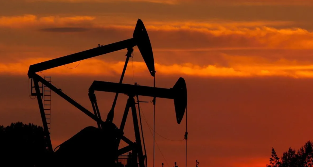 Banguat proyecta baja del precio internacional del petróleo y de la inflación tras acuerdo entre EE. UU. e Irán Banguat proyecta baja del precio internacional del petróleo y de la inflación tras acuerdo entre EE. UU. e Irán