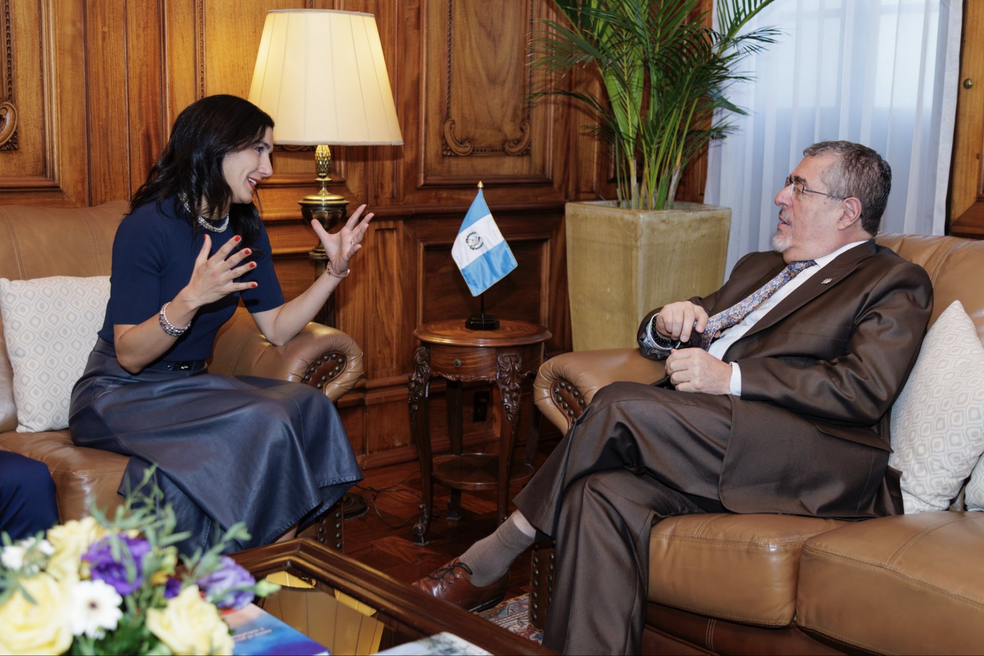 “La democracia no se defiende solo desde el gobierno”: Michelle Muschett, directora regional del PNUD “La democracia no se defiende solo desde el gobierno”: Michelle Muschett, directora regional del PNUD