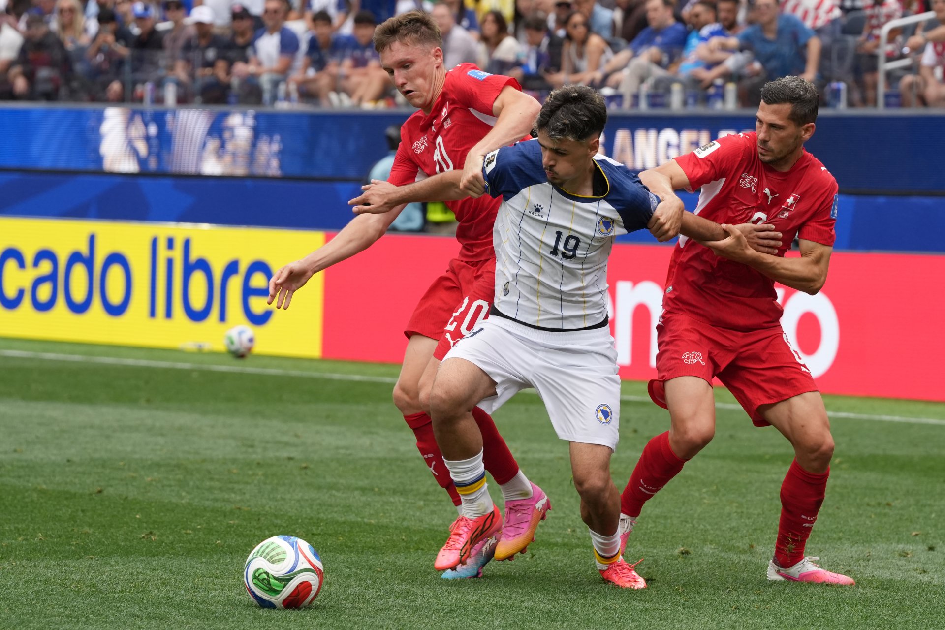 Copa Mundial de la FIFA 2026: ¿Por qué los tacos rosados se han convertido en tendencia entre los jugadores? Copa Mundial de la FIFA 2026: ¿Por qué los tacos rosados se han convertido en tendencia entre los jugadores?