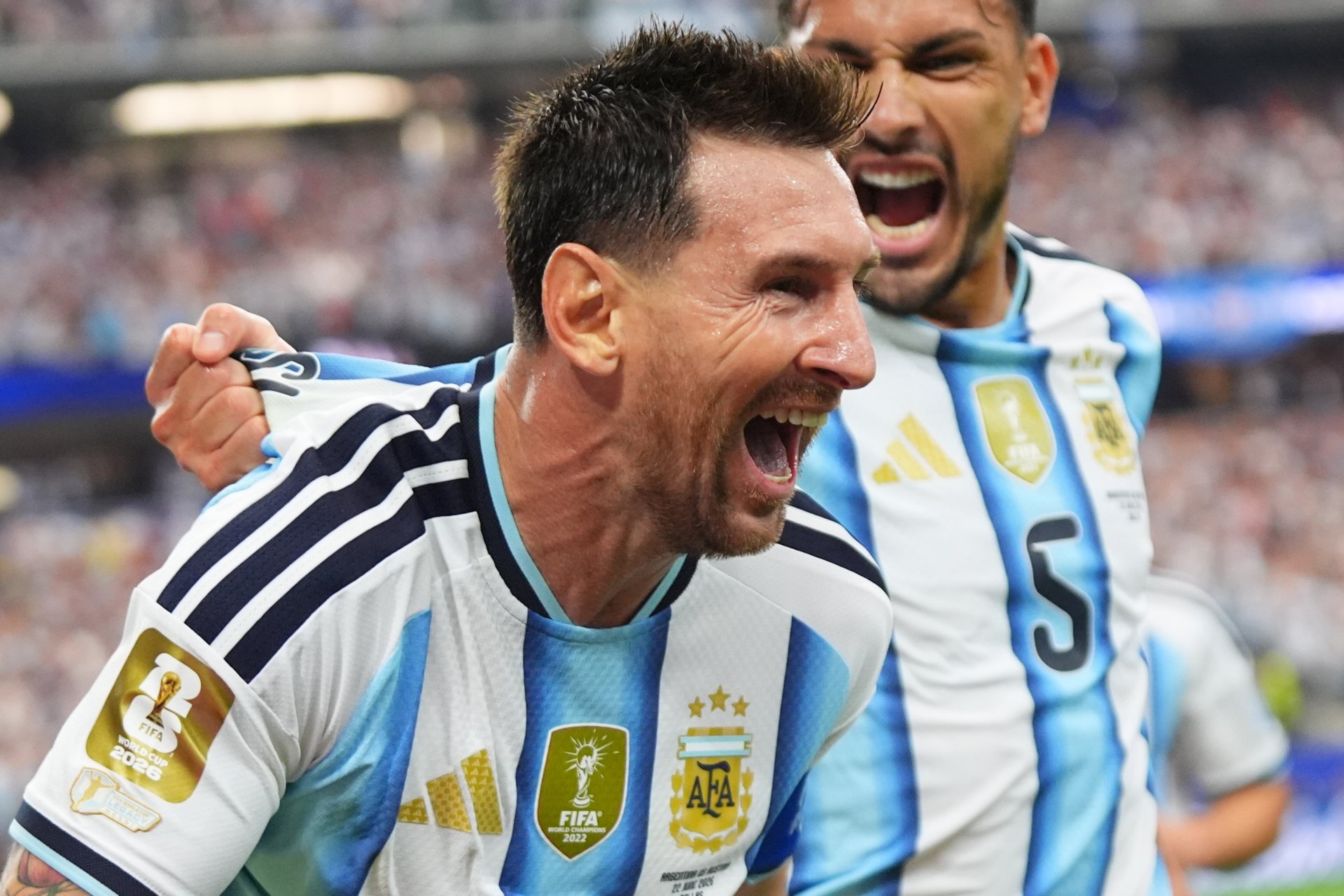 ¡Aplaudan a Messi! video muestra a figuras como Müller, Klopp, Pékerman y Maxi Rodríguez felicitando al argentino por su doblete ¡Aplaudan a Messi! video muestra a figuras como Müller, Klopp, Pékerman y Maxi Rodríguez felicitando al argentino por su doblete