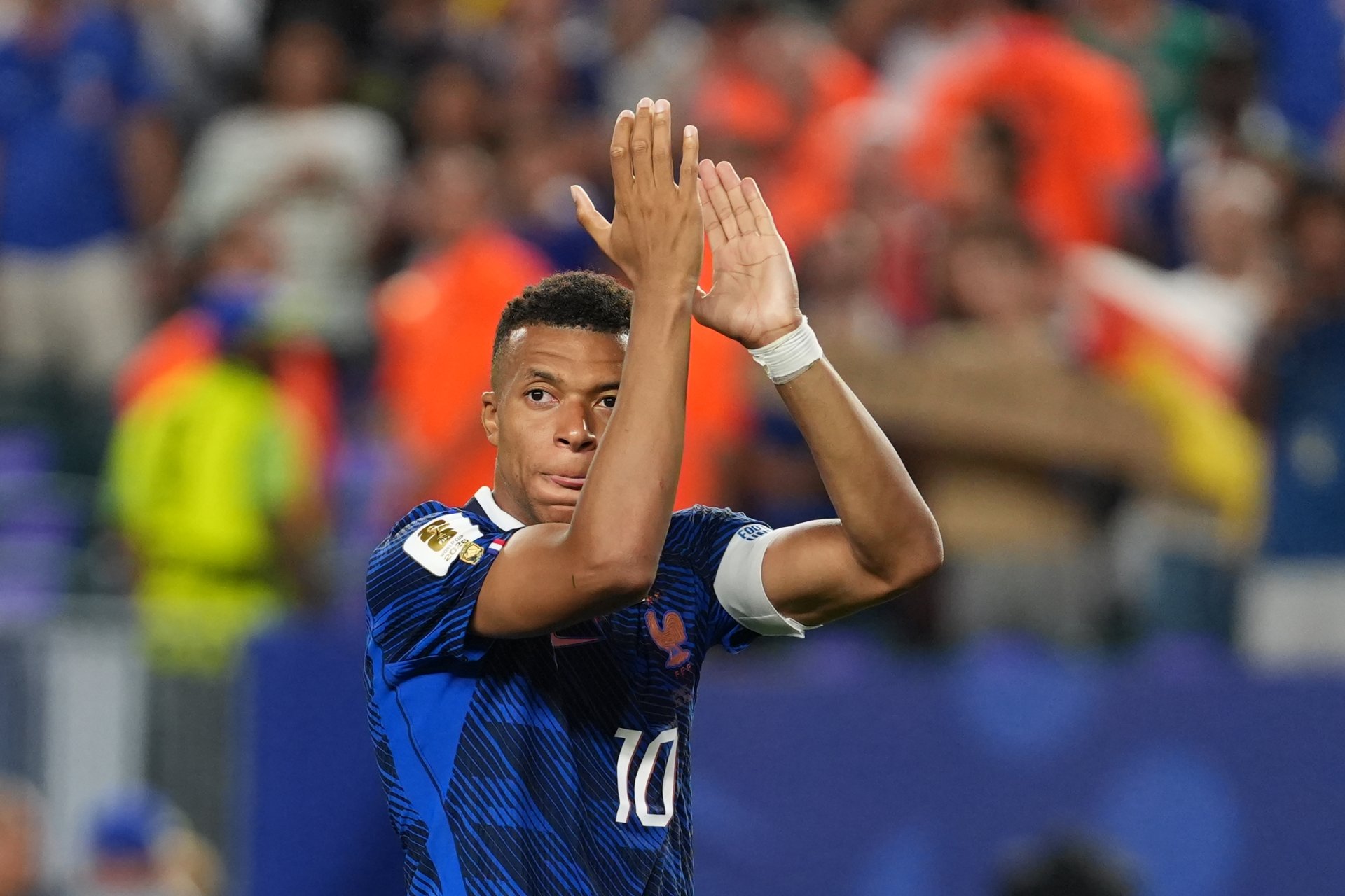 Mbappé llega a 16 goles en 16 partidos y supera el ritmo de Ronaldo, Klose y Messi en los Mundiales Mbappé llega a 16 goles en 16 partidos y supera el ritmo de Ronaldo, Klose y Messi en los Mundiales