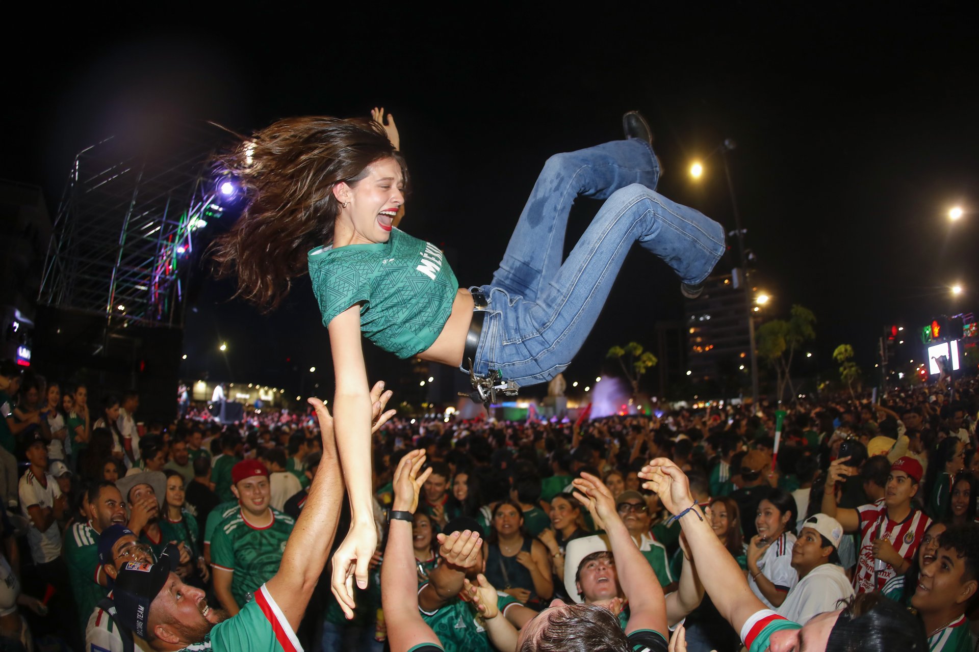 EN VIVO: México celebra el pase a octavos del Mundial 2026: así es la fiesta en las calles tras vencer a Ecuador EN VIVO: México celebra el pase a octavos del Mundial 2026: así es la fiesta en las calles tras vencer a Ecuador