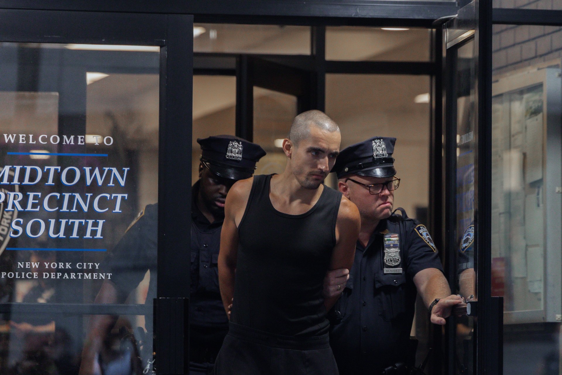 Quién es la pareja que enfrenta ocho cargos tras escalar el Empire State Building Quién es la pareja que enfrenta ocho cargos tras escalar el Empire State Building
