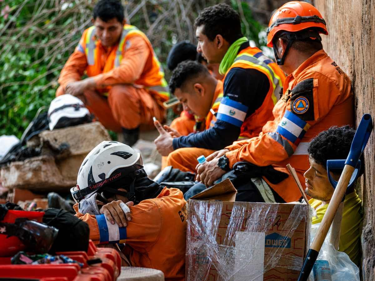 ¿Cuándo regresará la misión salvadoreña que apoya las labores de rescate en Venezuela? ¿Cuándo regresará la misión salvadoreña que apoya las labores de rescate en Venezuela?
