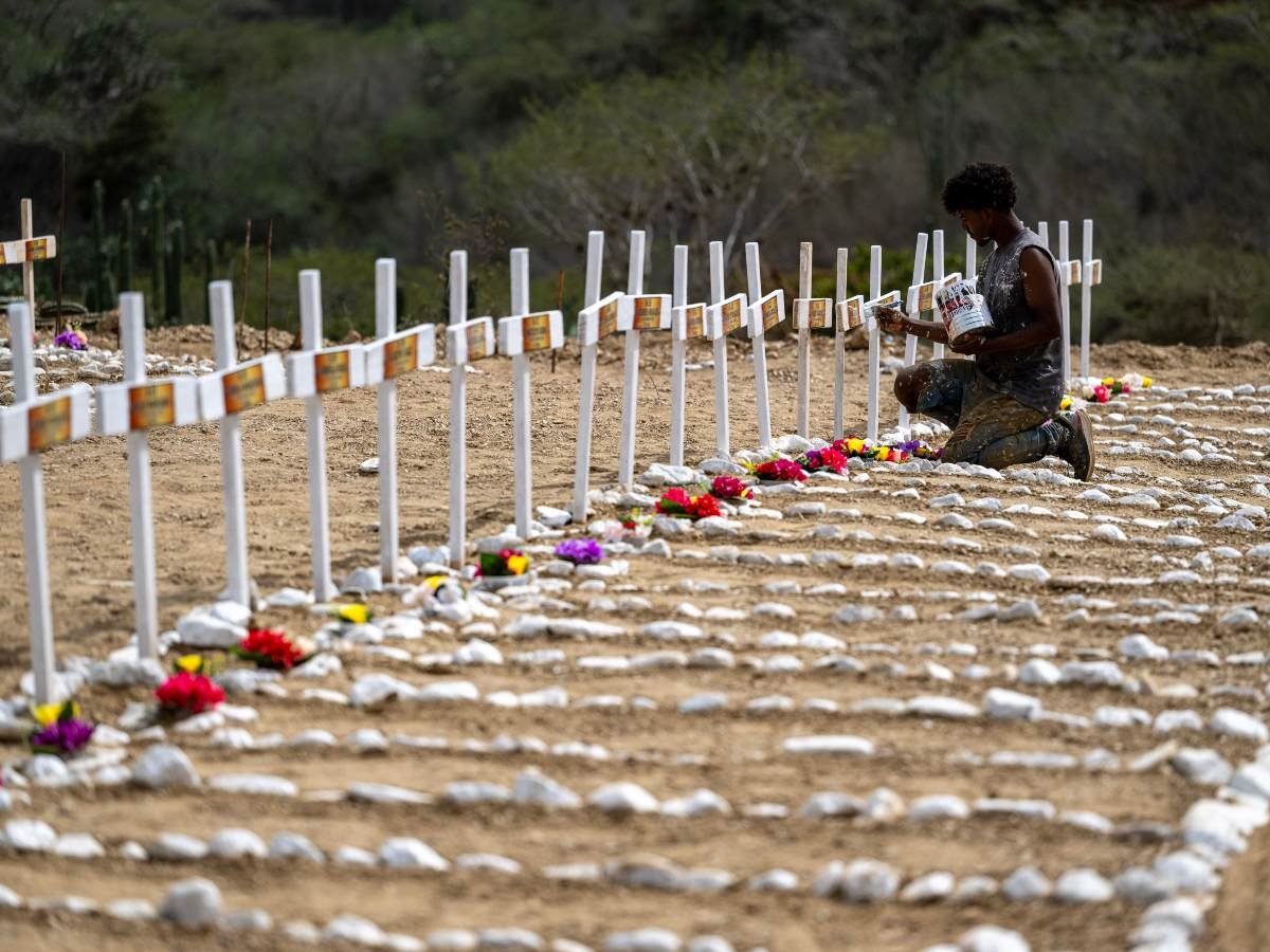 Venezuela eleva a 3,342 los muertos por terremotos Venezuela eleva a 3,342 los muertos por terremotos