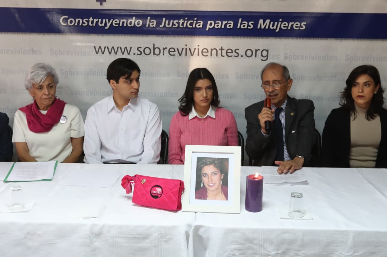 Familia recuerda a Cristina Siekavizza al cumplirse 15 años de su desaparición y guarda la esperanza de localizarla Familia recuerda a Cristina Siekavizza al cumplirse 15 años de su desaparición y guarda la esperanza de localizarla